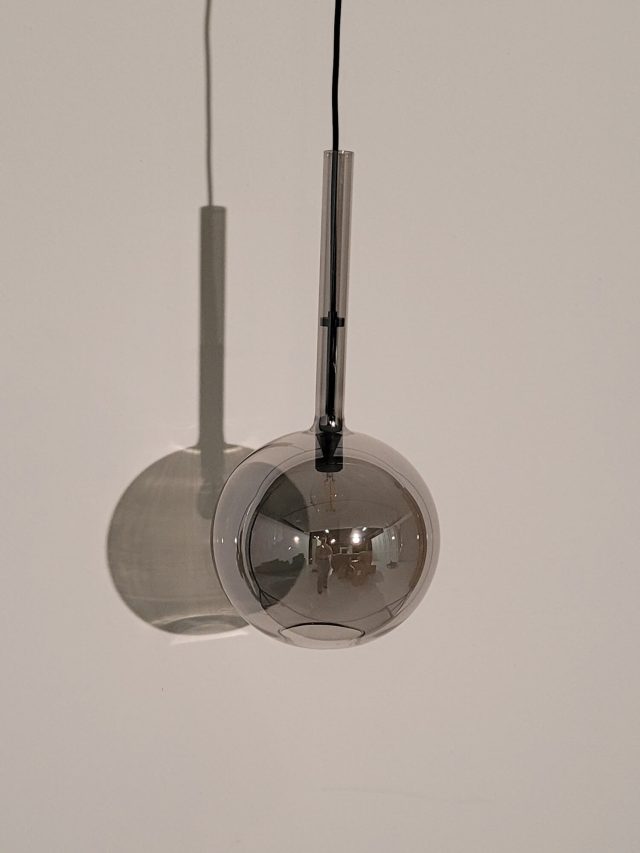 Luux Light Globe 150 Pendant Lamp Black